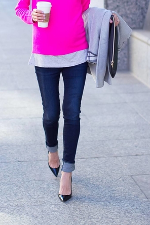 bright pink / grey / rolled skinnies / pumps